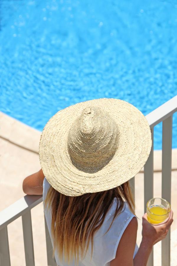 Aparthotel Niu D'Aus Portopetro Εξωτερικό φωτογραφία